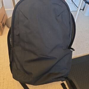 Moment Everything 17L Daypack Backpack, Black